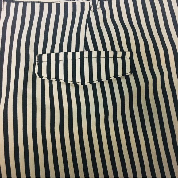 Forever 21 Striped Tan and black dress shorts - Picture 5 of 6